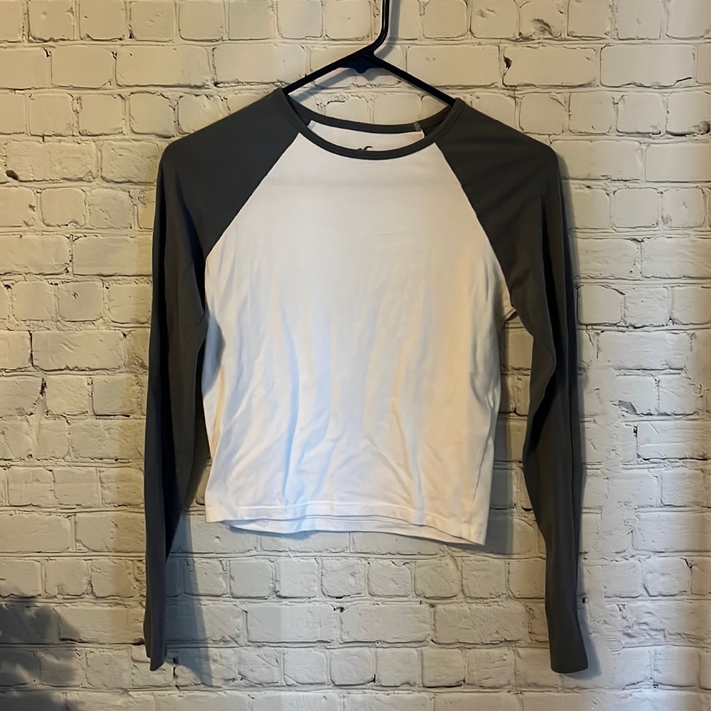 Hollister Baby Tee